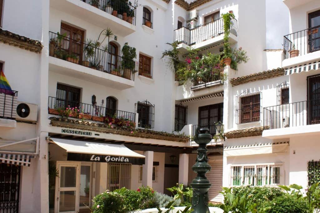 Pueblo Blanco Casa Del Loro Torremolinos Exterior foto