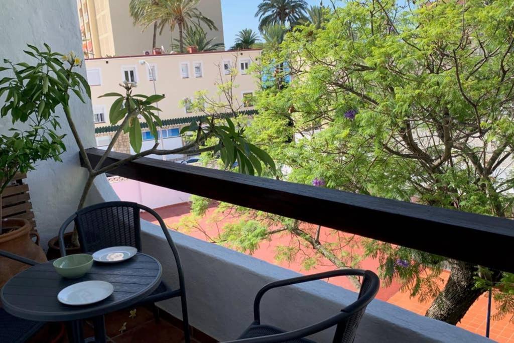 Pueblo Blanco Casa Del Loro Torremolinos Exterior foto